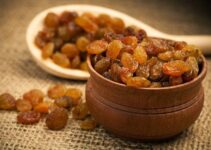 Wellhealthorganic.com:easy-way-to-gain-weight-know-how-raisins-can-help-in-weight-gain